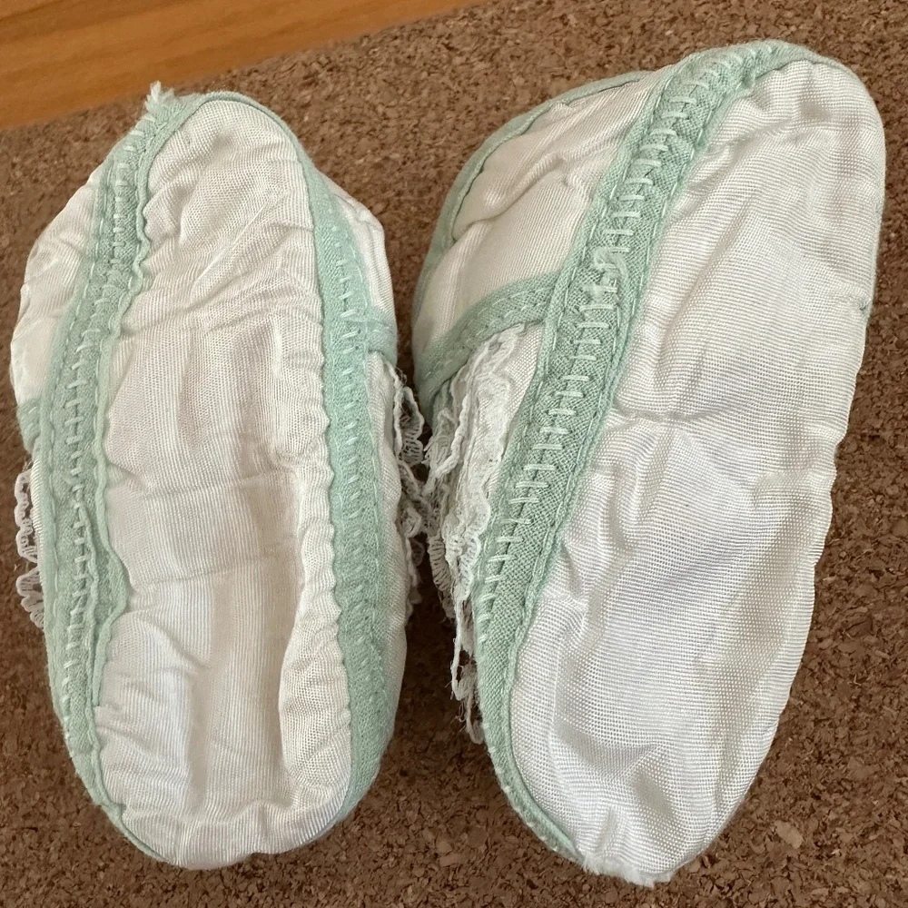 Vintage Infant Cloth Crib Shoes For Girls Made in Japan, Hong Kong